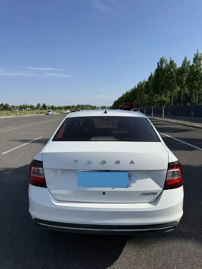 2019 SWM G01 1.5T 156HP L4 6AT,autocango,china used car exporter,china ev exporter,chinese used car exporter,chinese used ev exporter
