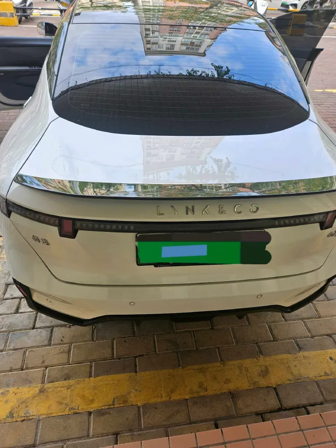 2024 LYNK&CO 07 EM-P 1.5T 163HP L4 3DHT PHEV 18.99KWH,autocango,china used car exporter,china ev exporter,chinese used car exporter,chinese used ev exporter