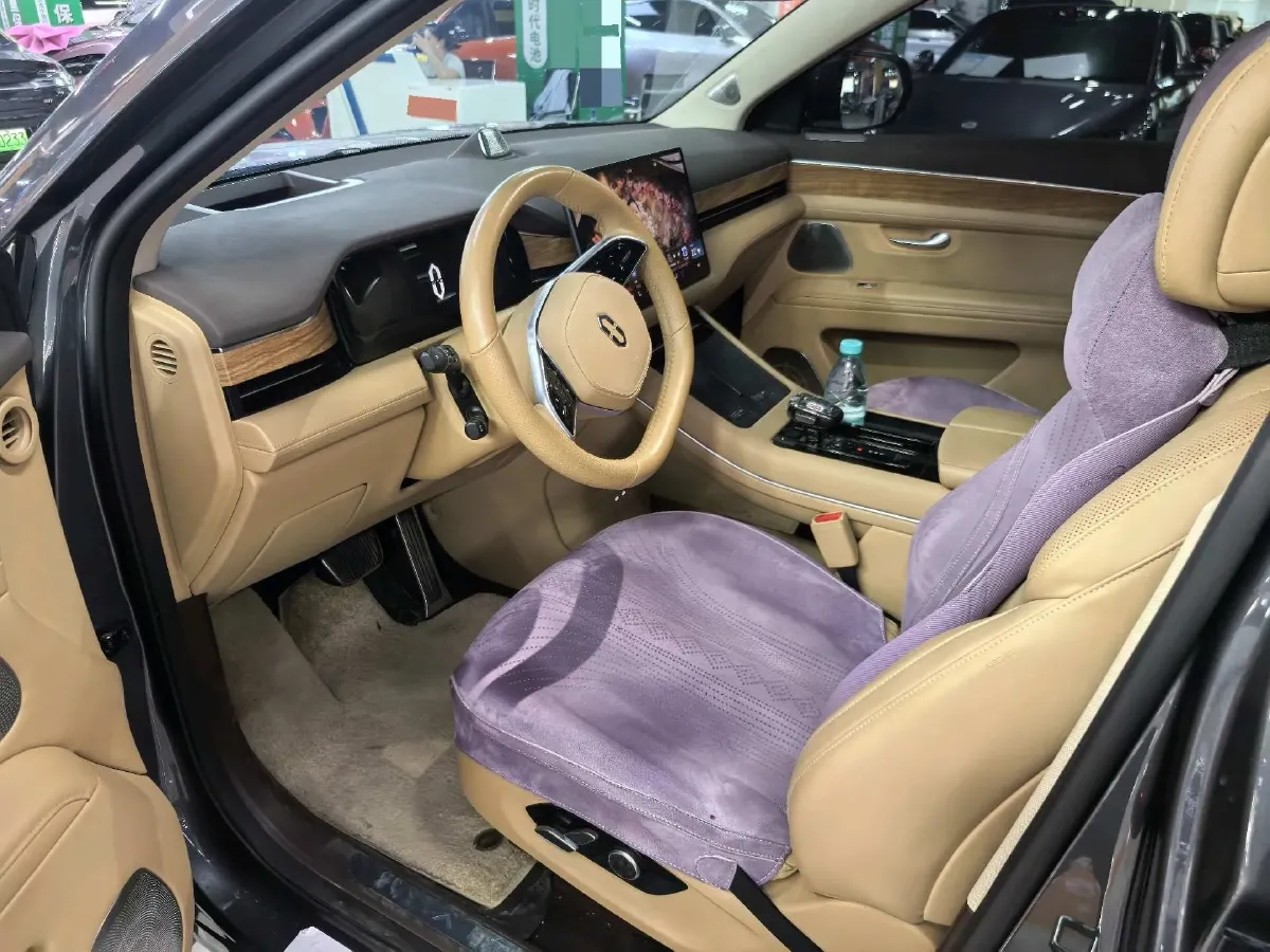 2024 AITO AITO M7 1.5T 152HP L4 REEV 40KWH,autocango,china used car exporter,china ev exporter,chinese used car exporter,chinese used ev exporter