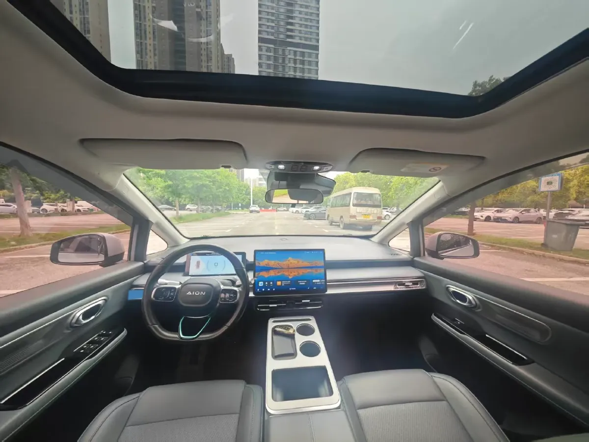2024 Leapmotor C11 1.5L 95HP L4 REEV 43.74KWH,autocango,china used car exporter,china ev exporter,chinese used car exporter,chinese used ev exporter