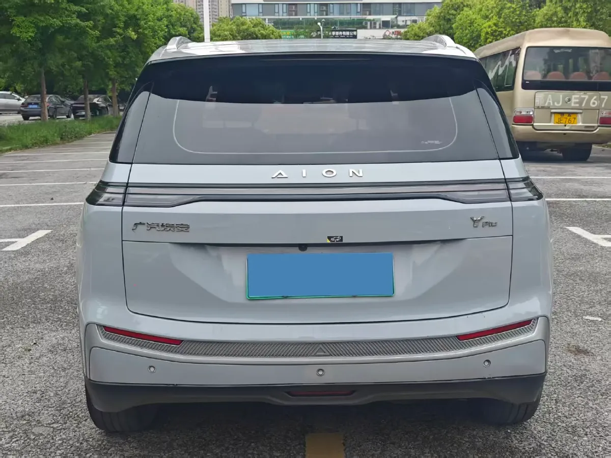 2024 Leapmotor C11 1.5L 95HP L4 REEV 43.74KWH,autocango,china used car exporter,china ev exporter,chinese used car exporter,chinese used ev exporter