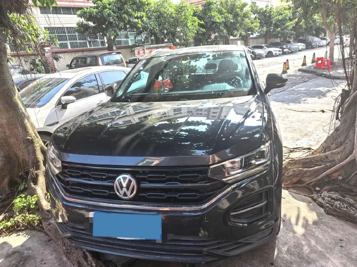 2019 Jeep Cherokee 2.0T 234HP L4 9AT,autocango,china used car exporter,china ev exporter,chinese used car exporter,chinese used ev exporter