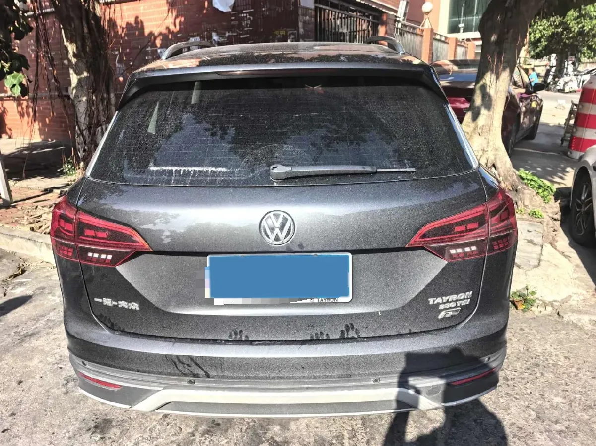 2019 Jeep Cherokee 2.0T 234HP L4 9AT,autocango,china used car exporter,china ev exporter,chinese used car exporter,chinese used ev exporter