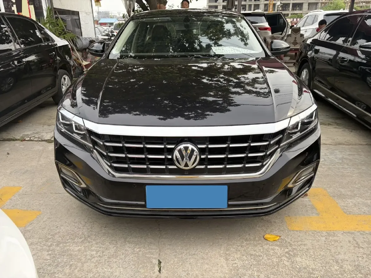 2019 Volvo V40 1.5T 152HP L4 6AT,autocango,china used car exporter,china ev exporter,chinese used car exporter,chinese used ev exporter