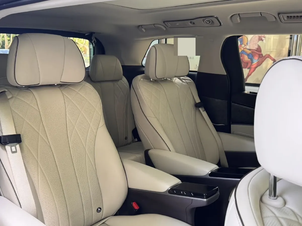2024 Denza D9 1.5T 139HP L4 E-CVT PHEV 20.39KWH,autocango,china used car exporter,china ev exporter,chinese used car exporter,chinese used ev exporter