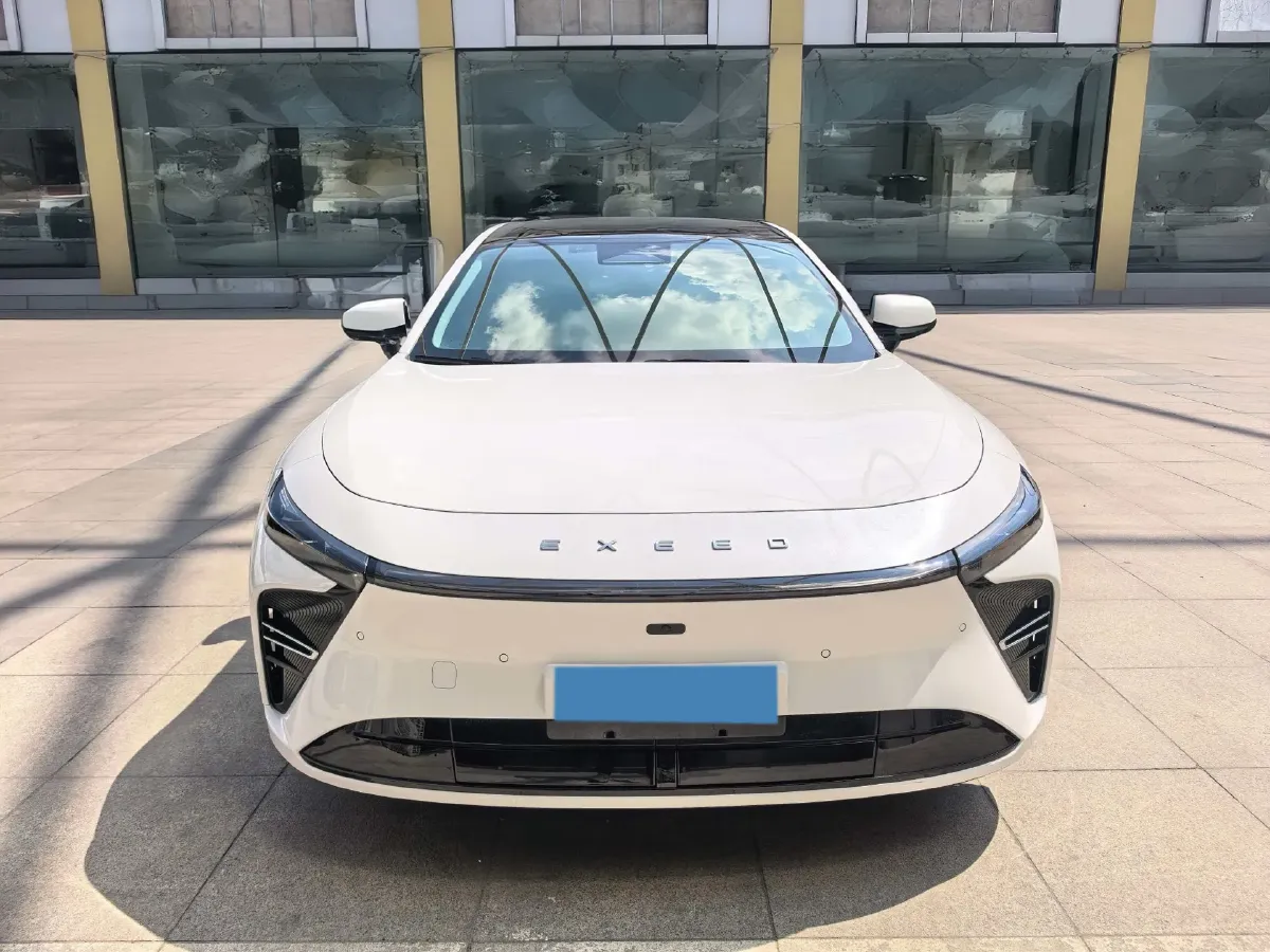 2024 Jaguar E-PACE 1.5T 200HP L3 8AT,autocango,china used car exporter,china ev exporter,chinese used car exporter,chinese used ev exporter