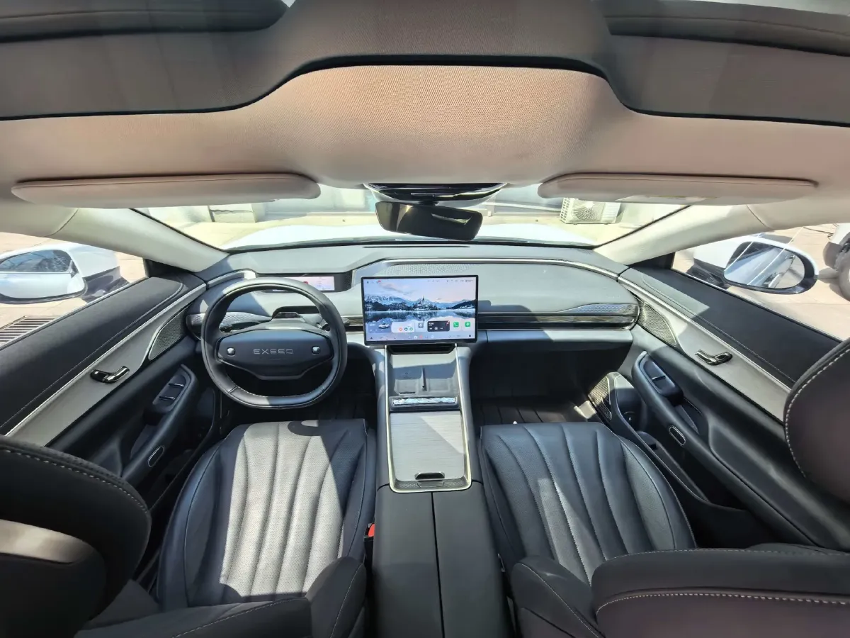 2024 Jaguar E-PACE 1.5T 200HP L3 8AT,autocango,china used car exporter,china ev exporter,chinese used car exporter,chinese used ev exporter