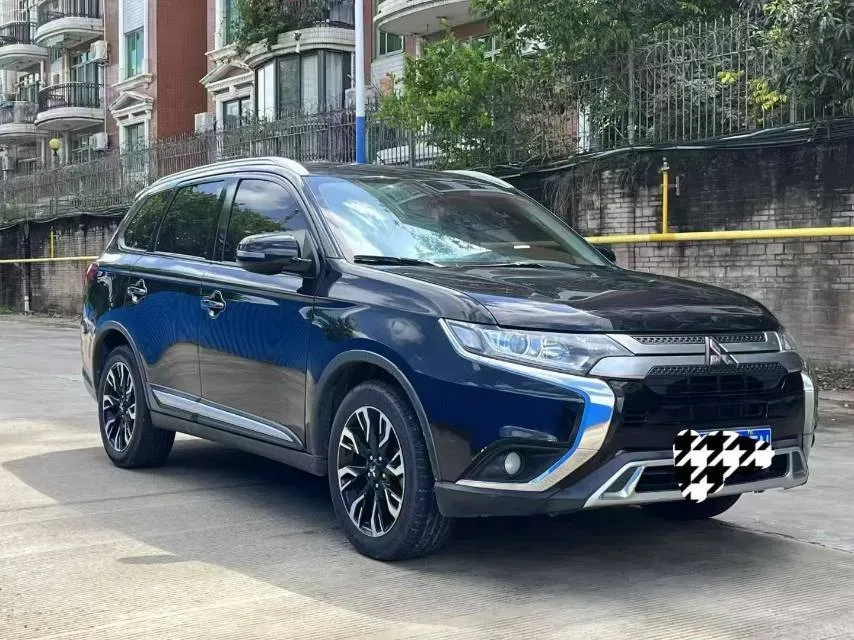 2019 Mitsubishi Outlander 2.0L 166HP L4 CVT,autocango,china used car exporter,china ev exporter,chinese used car exporter,chinese used ev exporter