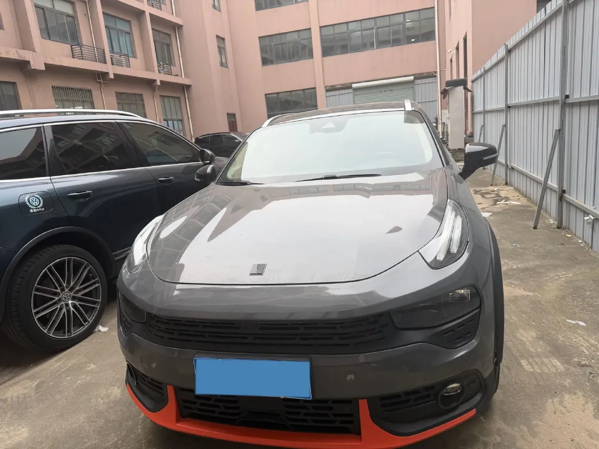 2018 Toyota C-HR 2.0L 171HP L4 CVT,autocango,china used car exporter,china ev exporter,chinese used car exporter,chinese used ev exporter