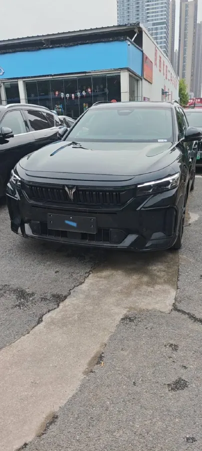 2025 Voyah FREE 1.5T 150HP L4 REEV 43KWH,autocango,china used car exporter,china ev exporter,chinese used car exporter,chinese used ev exporter