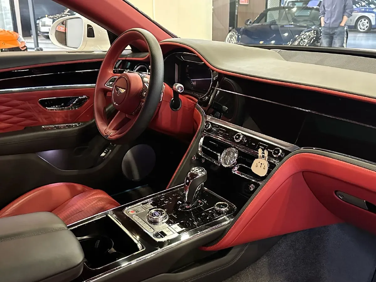 2022 Bentley Flying Spur 2.9T 416HP V6 8DCT PHEV 18KWH,autocango,china used car exporter,china ev exporter,chinese used car exporter,chinese used ev exporter