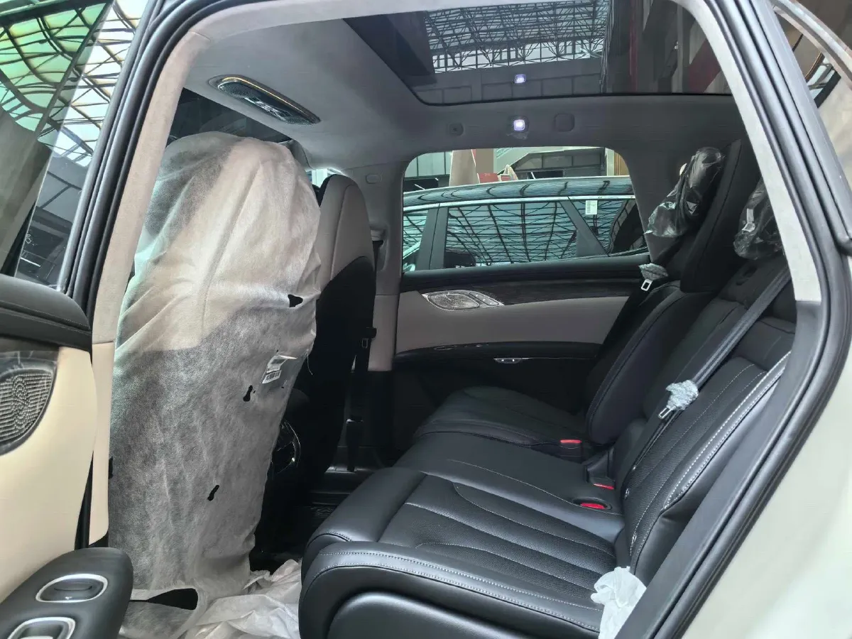 2024 IM LS7 BEV 90KWH,autocango,china used car exporter,china ev exporter,chinese used car exporter,chinese used ev exporter
