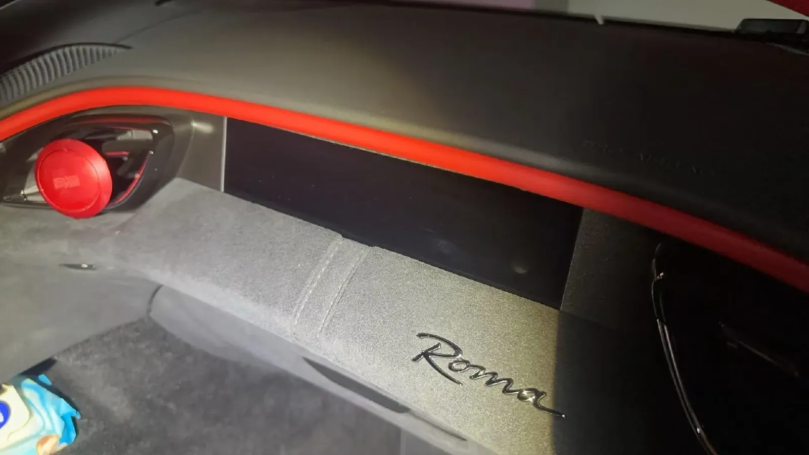 2020 Ferrari Roma 3.9T 620HP V8 8DCT,autocango,china used car exporter,china ev exporter,chinese used car exporter,chinese used ev exporter