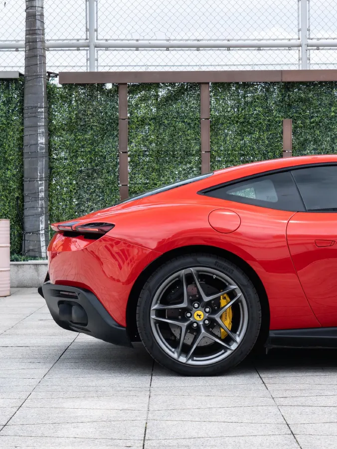 2020 Ferrari Roma 3.9T 620HP V8 8DCT,autocango,china used car exporter,china ev exporter,chinese used car exporter,chinese used ev exporter