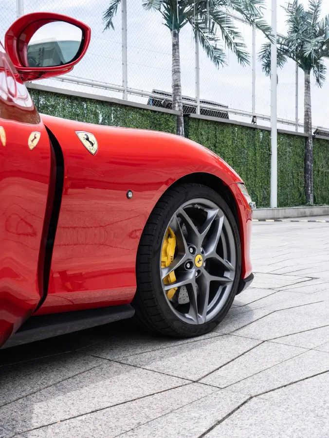 2020 Ferrari Roma 3.9T 620HP V8 8DCT,autocango,china used car exporter,china ev exporter,chinese used car exporter,chinese used ev exporter