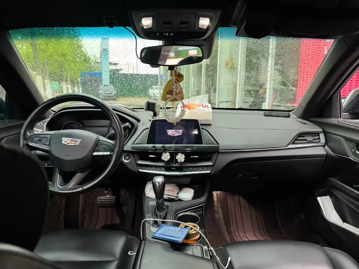 2021 Cadillac CT4 2.0T 237HP L4 8AT,autocango,china used car exporter,china ev exporter,chinese used car exporter,chinese used ev exporter
