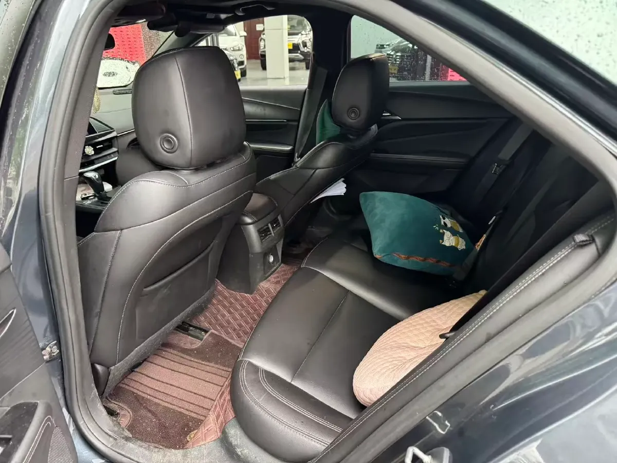 2021 Cadillac CT4 2.0T 237HP L4 8AT,autocango,china used car exporter,china ev exporter,chinese used car exporter,chinese used ev exporter