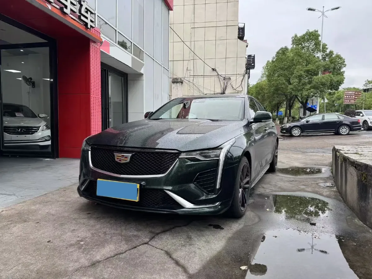 2021 Cadillac CT4 2.0T 237HP L4 8AT,autocango,china used car exporter,china ev exporter,chinese used car exporter,chinese used ev exporter