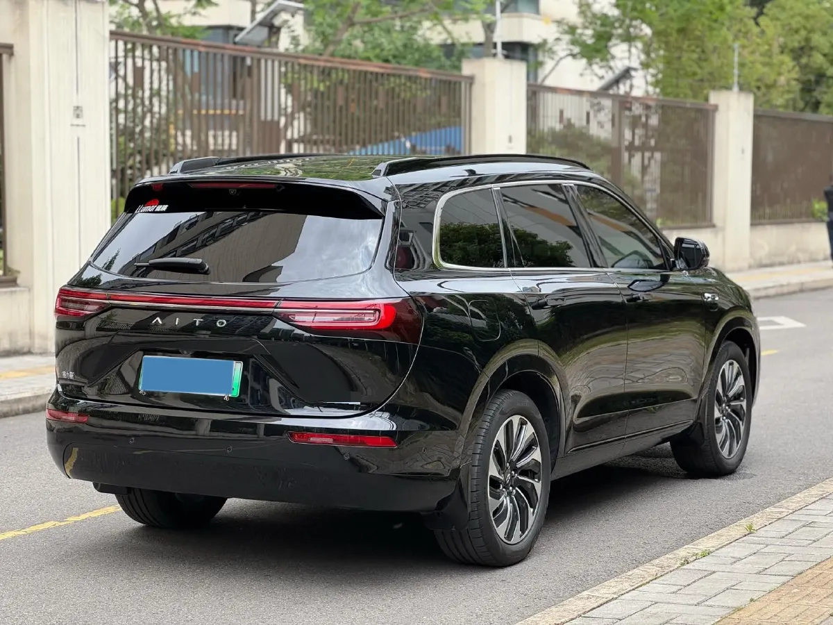 2024 AITO AITO M7 1.5T 152HP L4 REEV 40KWH,autocango,china used car exporter,china ev exporter,chinese used car exporter,chinese used ev exporter