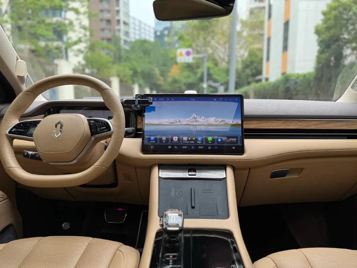 2024 AITO AITO M7 1.5T 152HP L4 REEV 40KWH,autocango,china used car exporter,china ev exporter,chinese used car exporter,chinese used ev exporter