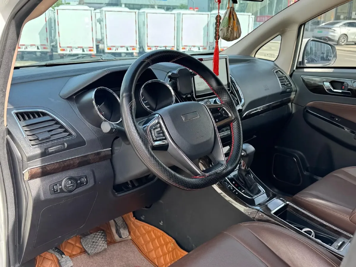 2017 LiFan XuanLang 1.5T 141HP L4 8AT,autocango,china used car exporter,china ev exporter,chinese used car exporter,chinese used ev exporter