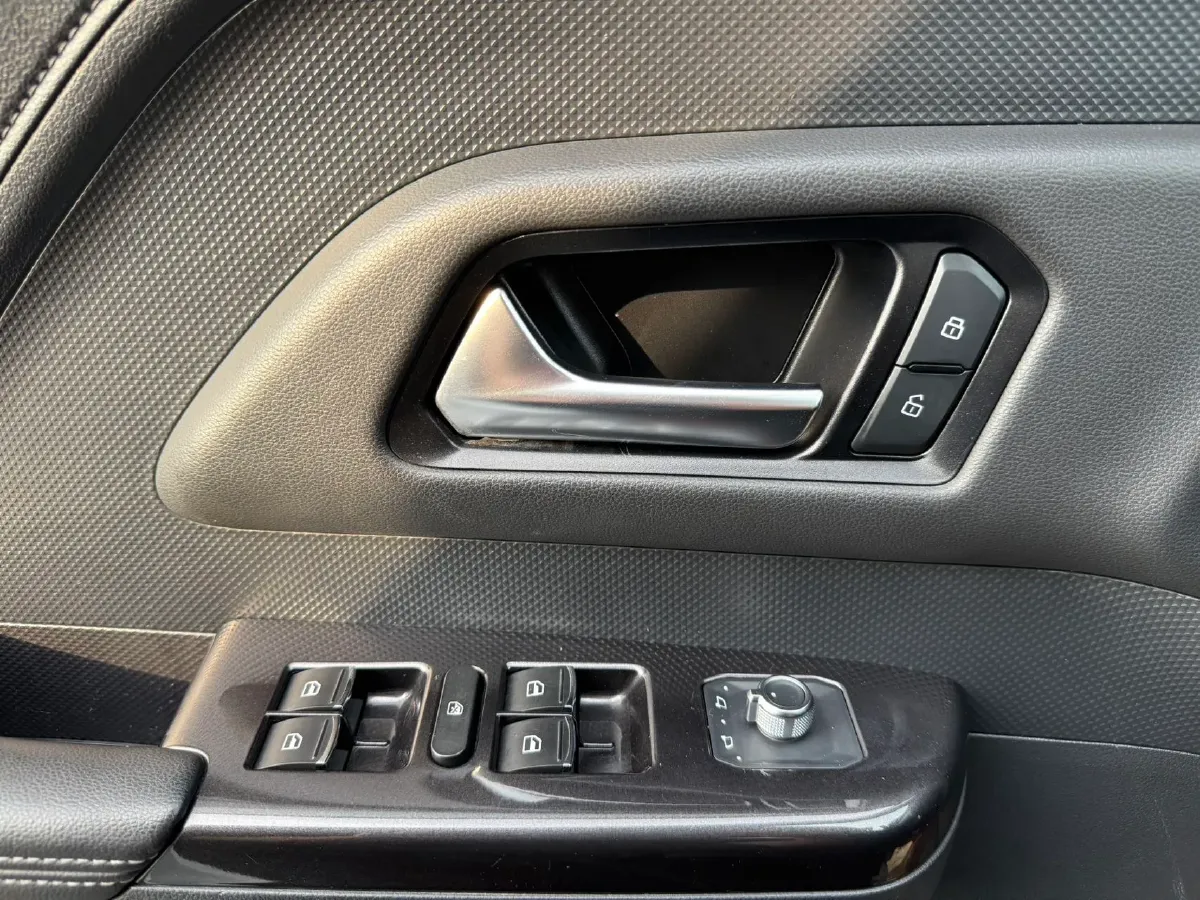 2018 BYD Qin Pro 1.5T 154HP L4 6DCT,autocango,china used car exporter,china ev exporter,chinese used car exporter,chinese used ev exporter