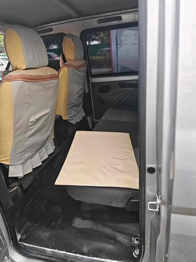 2023 WuLing RongGuang New Truck 1.5L 102HP L4 5MT,autocango,china used car exporter,china ev exporter,chinese used car exporter,chinese used ev exporter