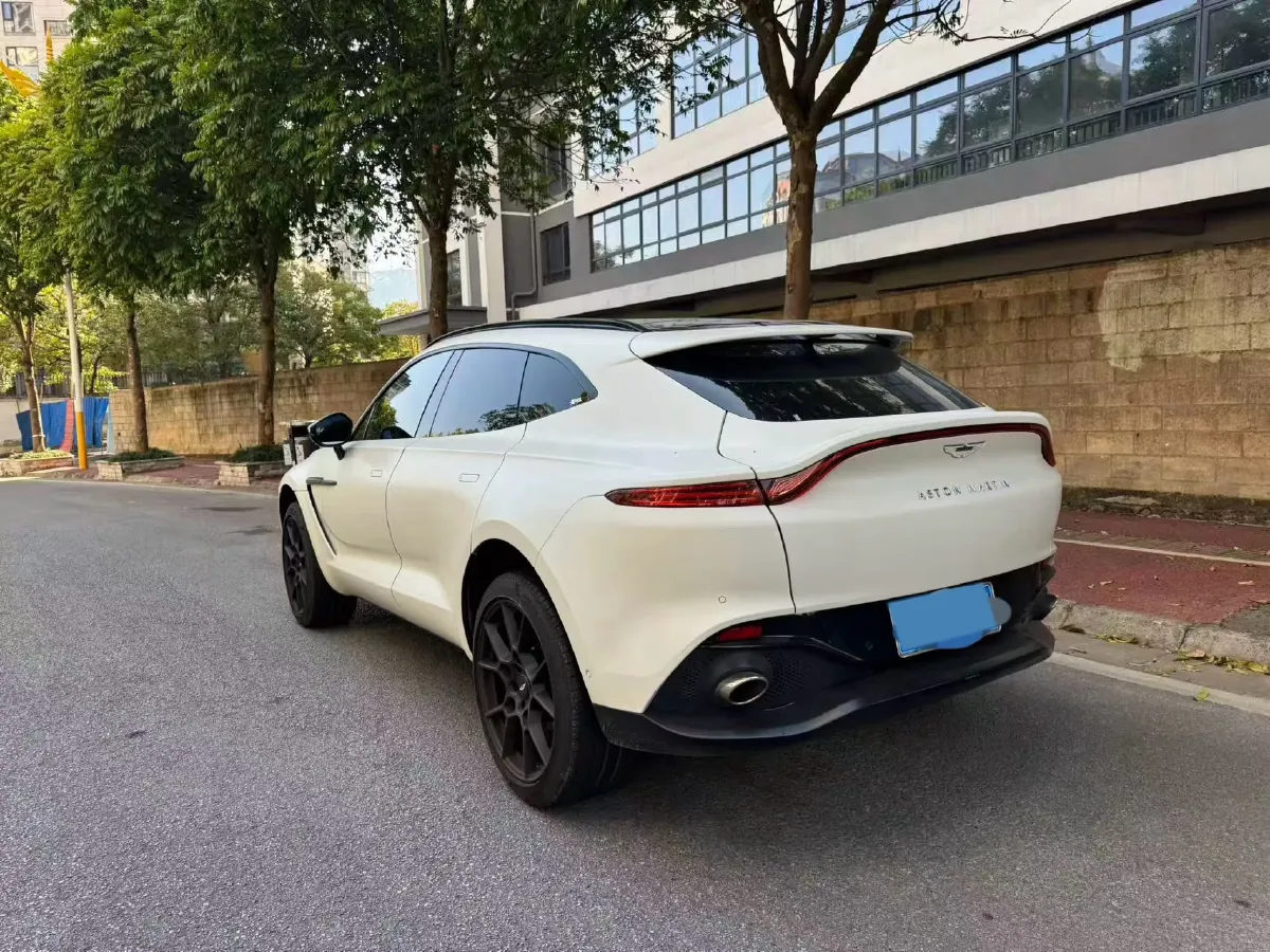 2020 Aston Martin DBX 4.0T 550HP V8 9AT,autocango,china used car exporter,china ev exporter,chinese used car exporter,chinese used ev exporter