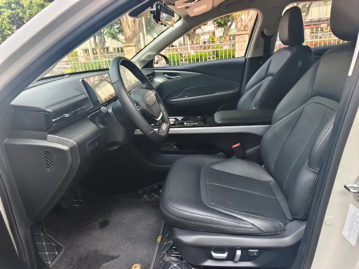 2023 WuLing XingGuang 1.5L 106HP L4 E-CVT PHEV 20.5KWH,autocango,china used car exporter,china ev exporter,chinese used car exporter,chinese used ev exporter
