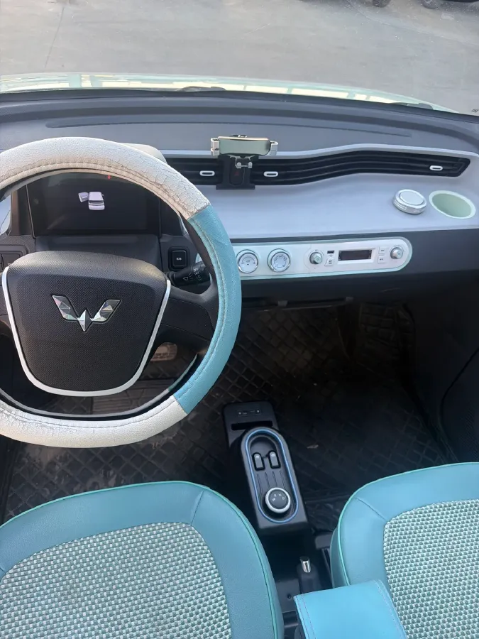 2021 WuLing HongGuang MINI EV BEV 13.8KWH,autocango,china used car exporter,china ev exporter,chinese used car exporter,chinese used ev exporter