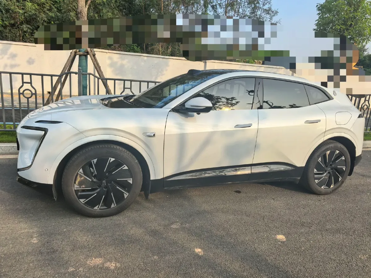 2024 Avatr 07 1.5T 156HP L4 REEV 39.05KWH,autocango,china used car exporter,china ev exporter,chinese used car exporter,chinese used ev exporter