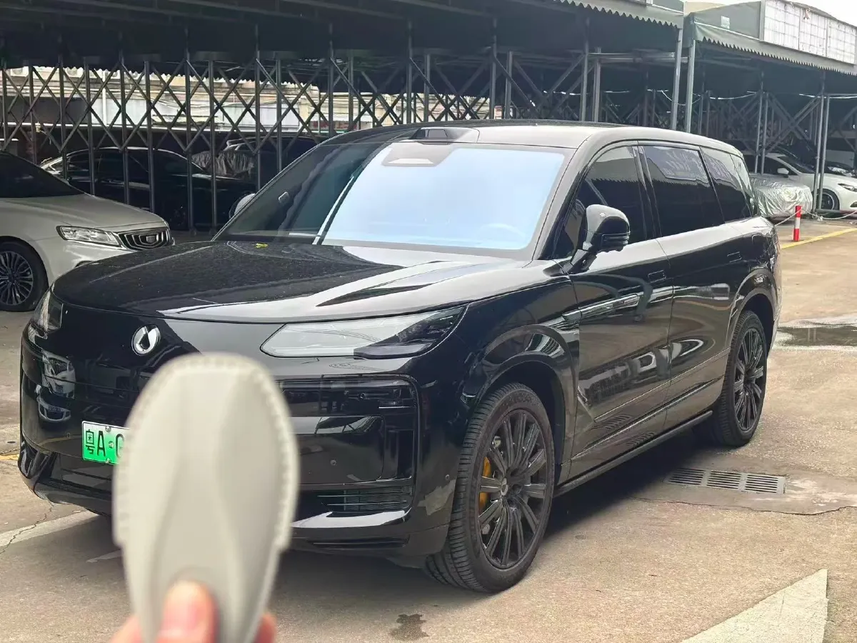 2026 Denza DenzaN9 2.0T 207HP L4 E-CVT PHEV,autocango,china used car exporter,china ev exporter,chinese used car exporter,chinese used ev exporter