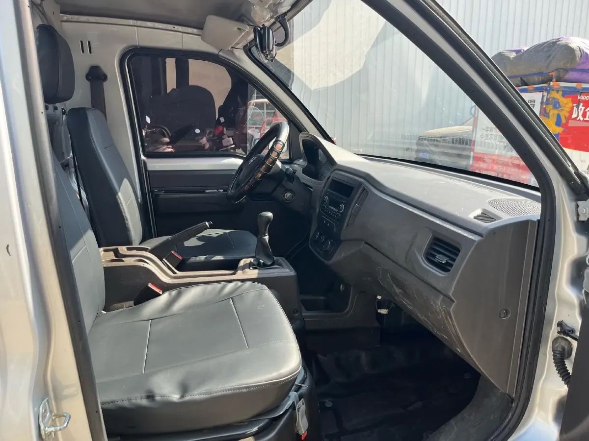 2021 NLM Motor QiTeng N50 1.5L 116HP L4 5MT,autocango,china used car exporter,china ev exporter,chinese used car exporter,chinese used ev exporter