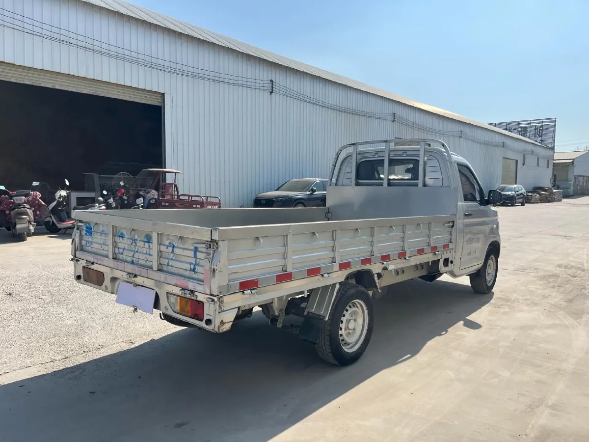 2021 NLM Motor QiTeng N50 1.5L 116HP L4 5MT,autocango,china used car exporter,china ev exporter,chinese used car exporter,chinese used ev exporter