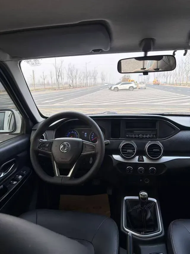 2021 Dongfeng RuiQi 2.4T 165HP L4 5MT,autocango,china used car exporter,china ev exporter,chinese used car exporter,chinese used ev exporter