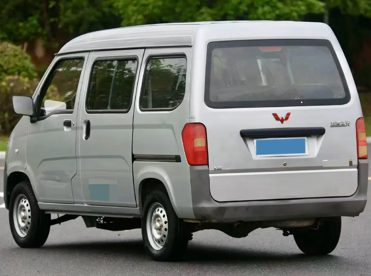 2015 WuLing ZhiGuang 1.2L 82HP L4 5MT,autocango,china used car exporter,china ev exporter,chinese used car exporter,chinese used ev exporter