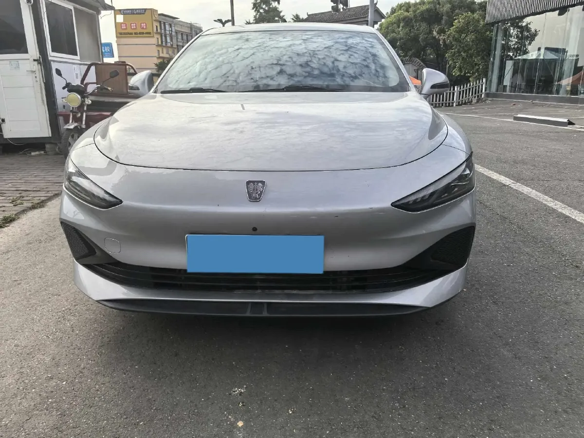 2023 Roewe D7 1.5L 112HP L4 1DHT PHEV 21.4KWH,autocango,china used car exporter,china ev exporter,chinese used car exporter,chinese used ev exporter