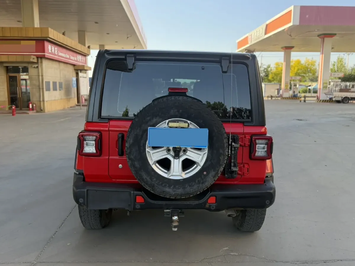 2019 Jeep Wrangler 2.0T 266HP L4 8AT,autocango,china used car exporter,china ev exporter,chinese used car exporter,chinese used ev exporter