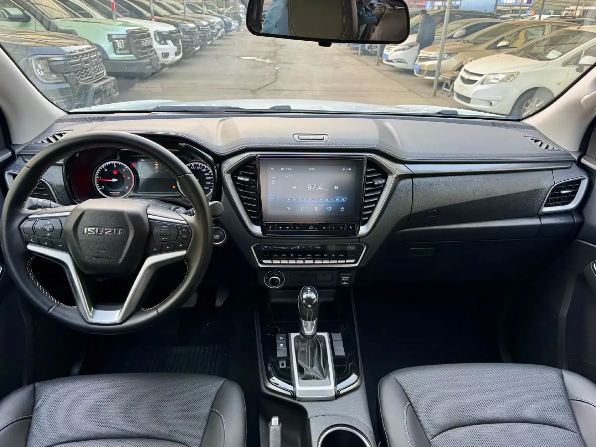 2021 Isuzu D-MAX 1.9T 163HP L4 6AT,autocango,china used car exporter,china ev exporter,chinese used car exporter,chinese used ev exporter