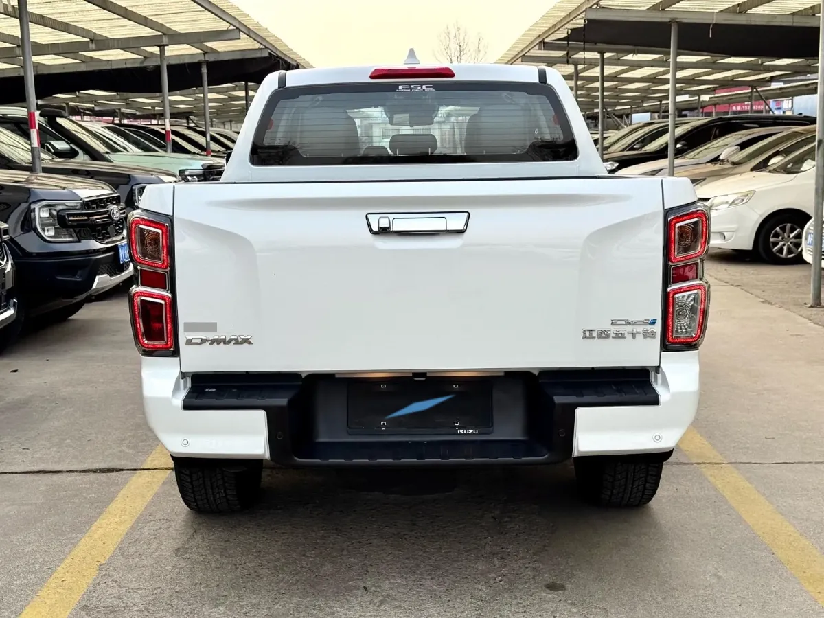 2021 Isuzu D-MAX 1.9T 163HP L4 6AT,autocango,china used car exporter,china ev exporter,chinese used car exporter,chinese used ev exporter