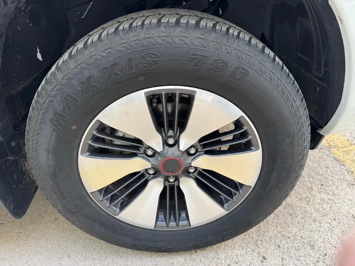 2021 Isuzu D-MAX 1.9T 163HP L4 6AT,autocango,china used car exporter,china ev exporter,chinese used car exporter,chinese used ev exporter