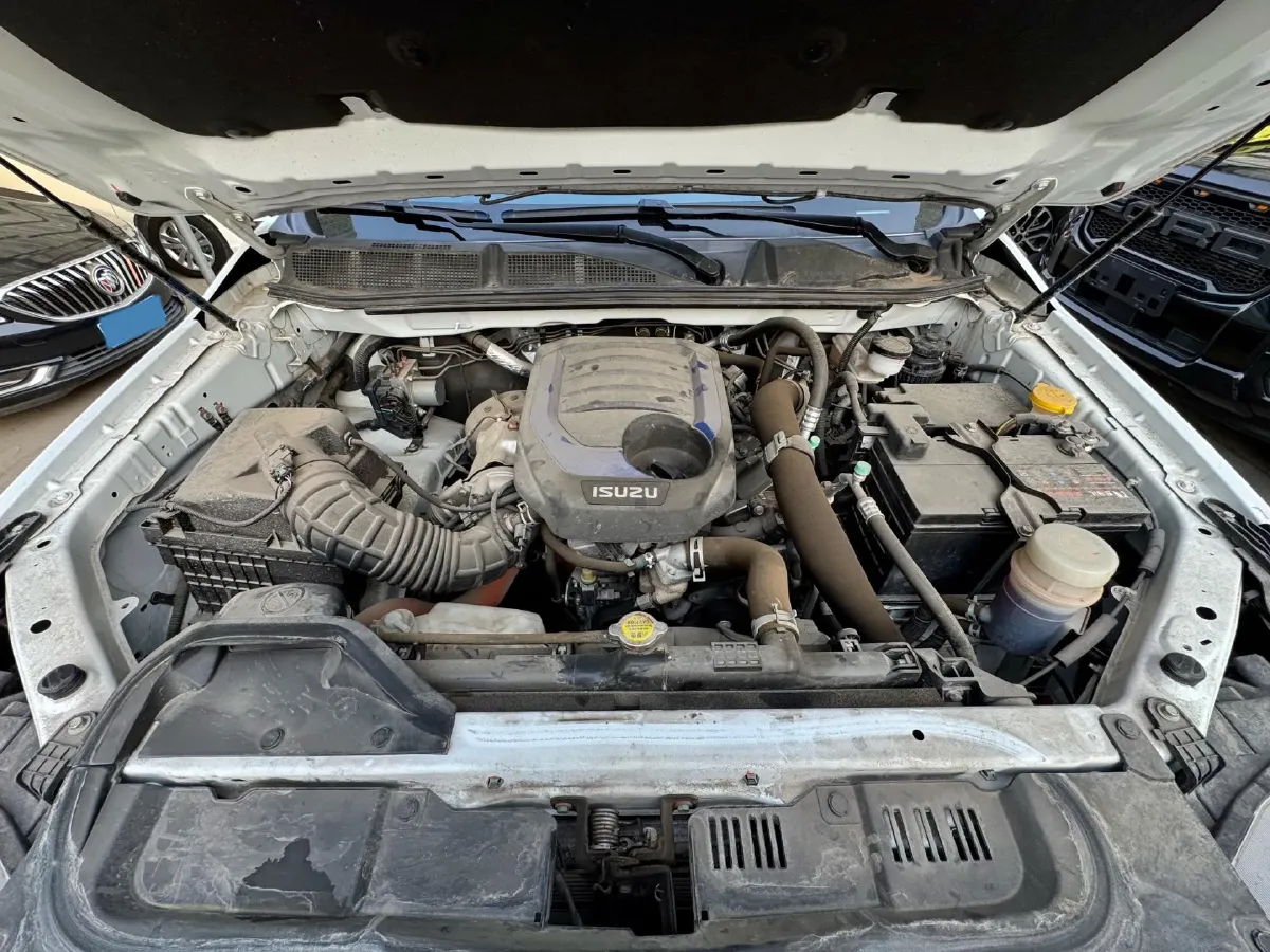 2021 Isuzu D-MAX 1.9T 163HP L4 6AT,autocango,china used car exporter,china ev exporter,chinese used car exporter,chinese used ev exporter