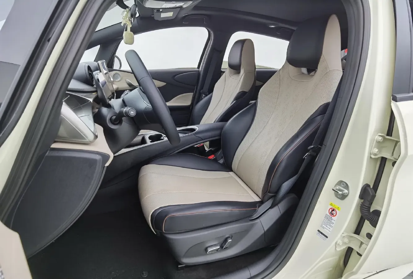 2023 BYD Dolphin BEV 44.928KWH,autocango,china used car exporter,china ev exporter,chinese used car exporter,chinese used ev exporter
