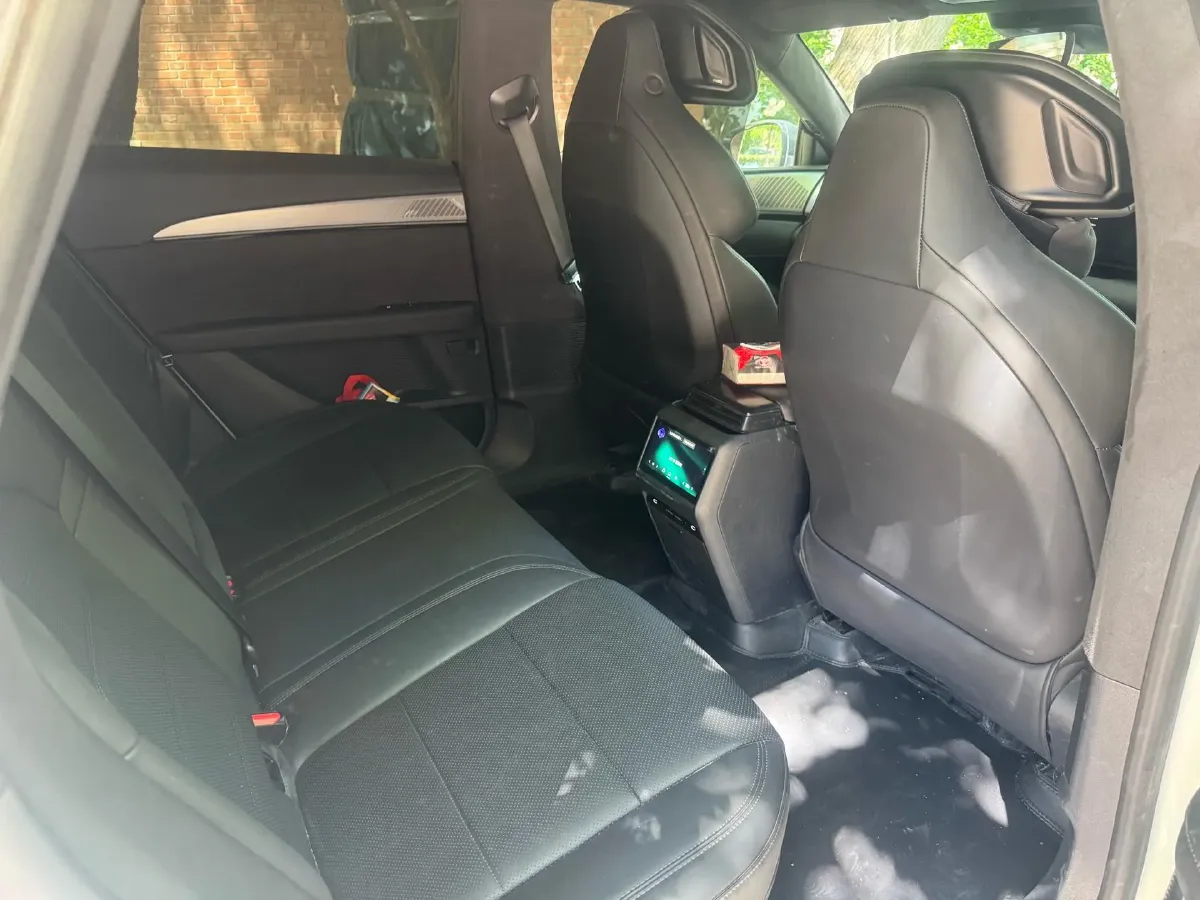 2024 JiYue 01 BEV 100KWH,autocango,china used car exporter,china ev exporter,chinese used car exporter,chinese used ev exporter