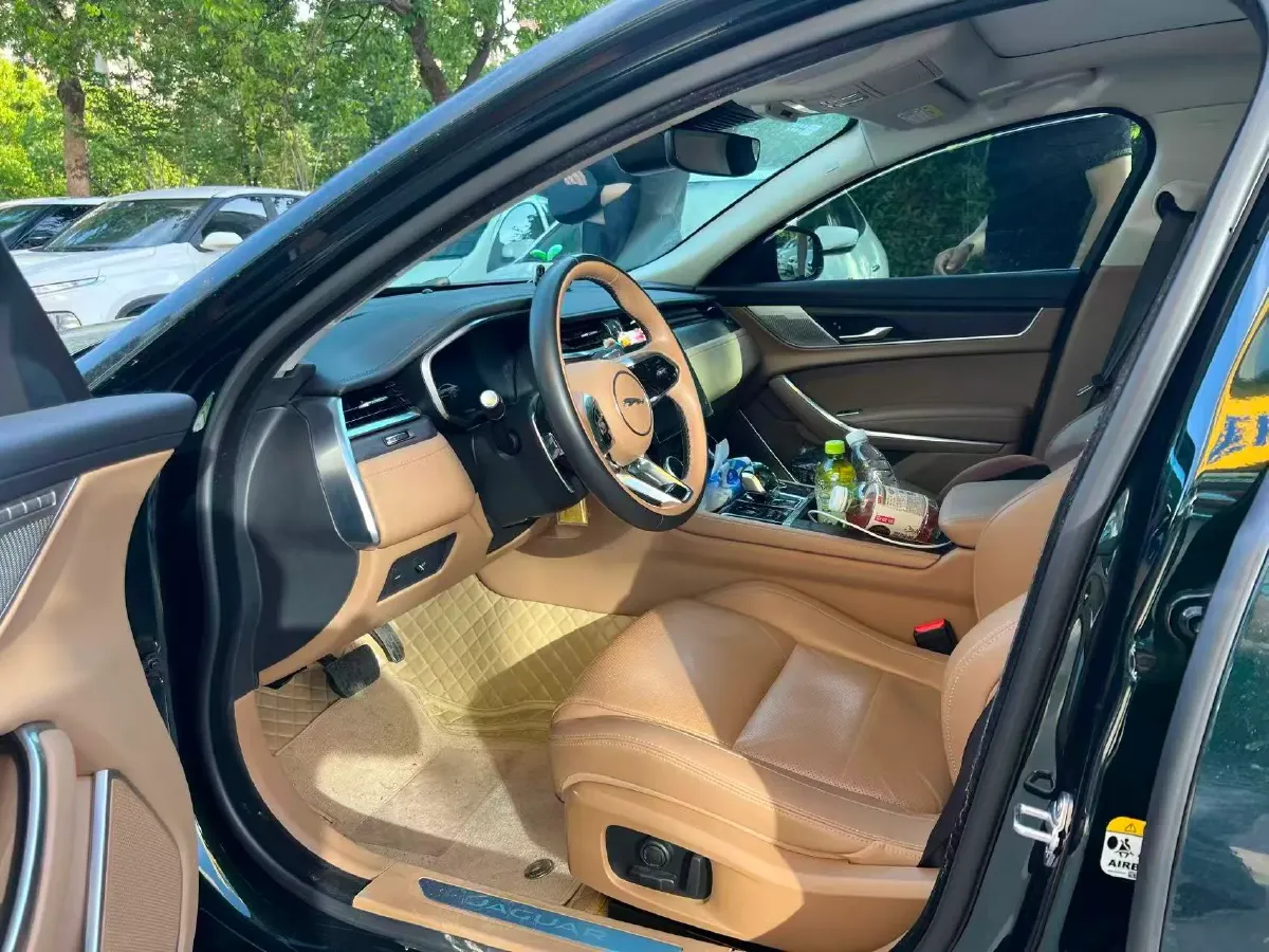 2024 Jaguar XFL 2.0T 250HP L4 8AT,autocango,china used car exporter,china ev exporter,chinese used car exporter,chinese used ev exporter