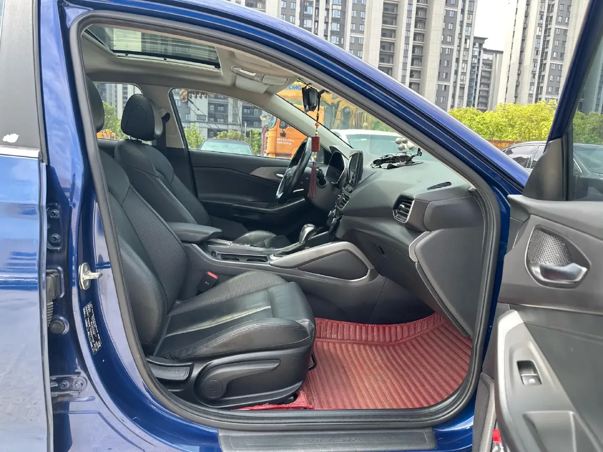 2019 Hyundai La Festa 1.6T 204HP L4 7DCT,autocango,china used car exporter,china ev exporter,chinese used car exporter,chinese used ev exporter