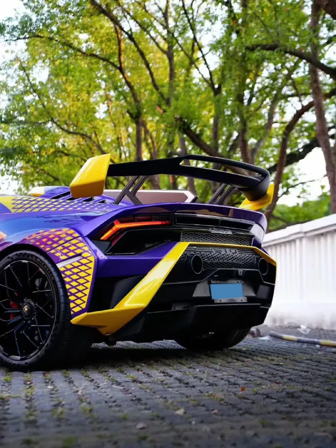 2021 Lamborghini Huracán 5.2L 640HP V10 7DCT,autocango,china used car exporter,china ev exporter,chinese used car exporter,chinese used ev exporter