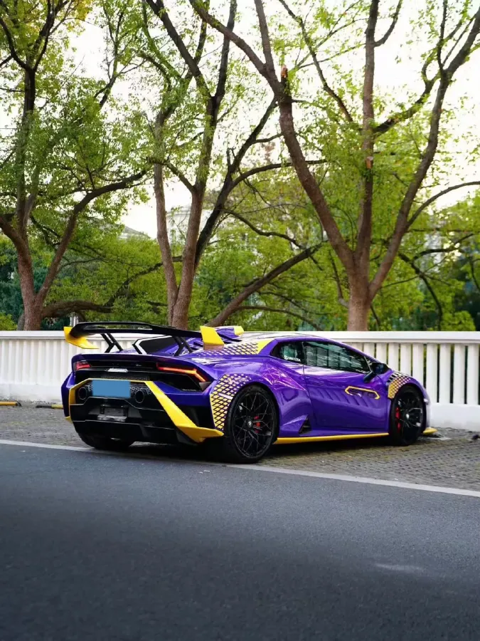 2021 Lamborghini Huracán 5.2L 640HP V10 7DCT,autocango,china used car exporter,china ev exporter,chinese used car exporter,chinese used ev exporter