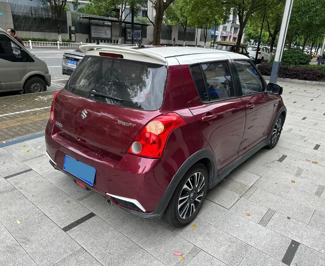 2016 Suzuki Swift 1.5L 103HP L4 4AT,autocango,china used car exporter,china ev exporter,chinese used car exporter,chinese used ev exporter
