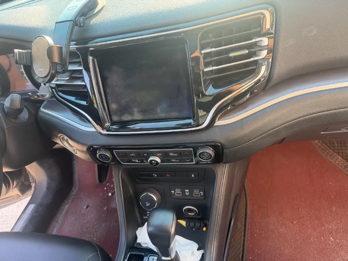 2018 Jeep Grand Commander 2.0T 265HP L4 9AT,autocango,china used car exporter,china ev exporter,chinese used car exporter,chinese used ev exporter
